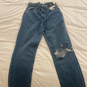 Abercrombie 90s High Rise Straight Jeans
